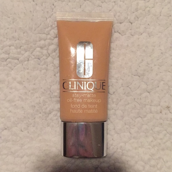 clinique stay matte 06 ivory